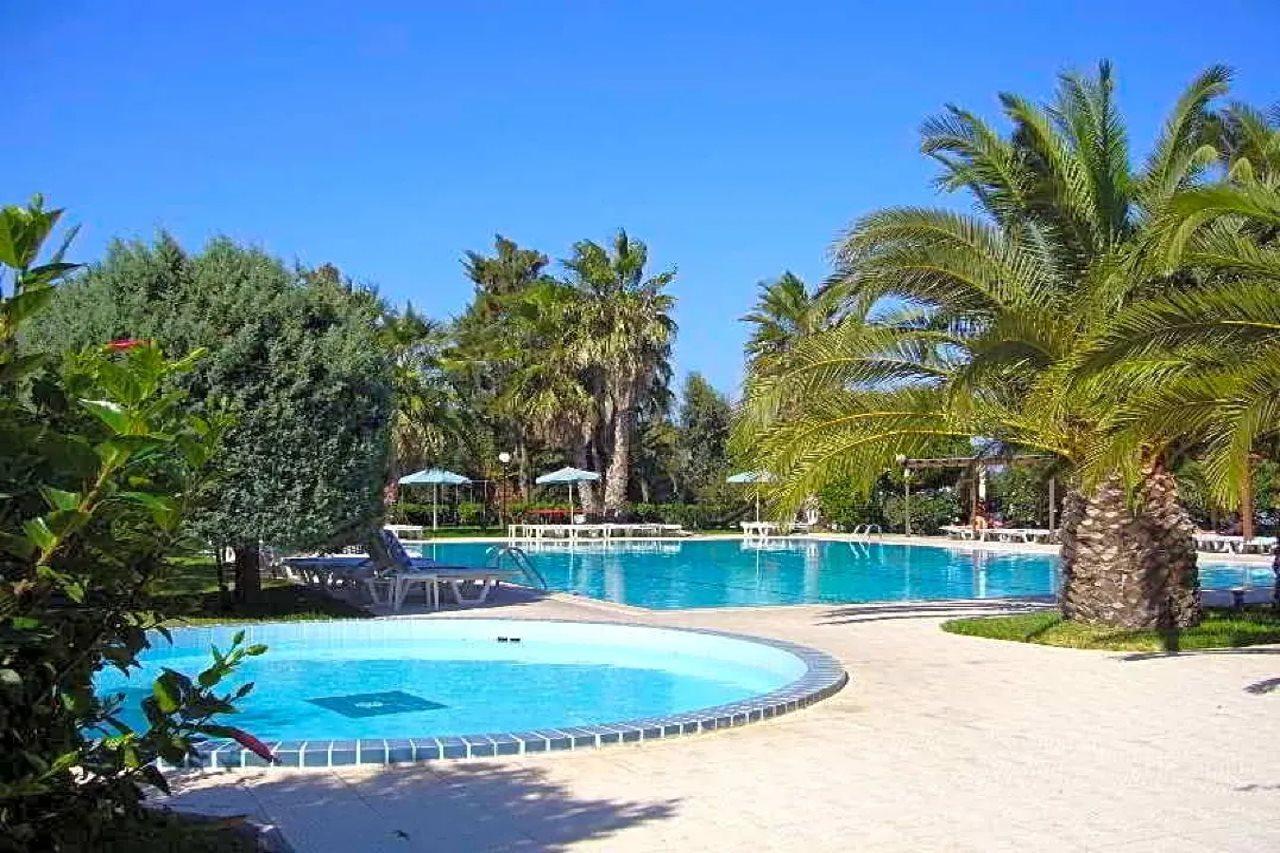 Nina Hotel Marmari  Exterior photo