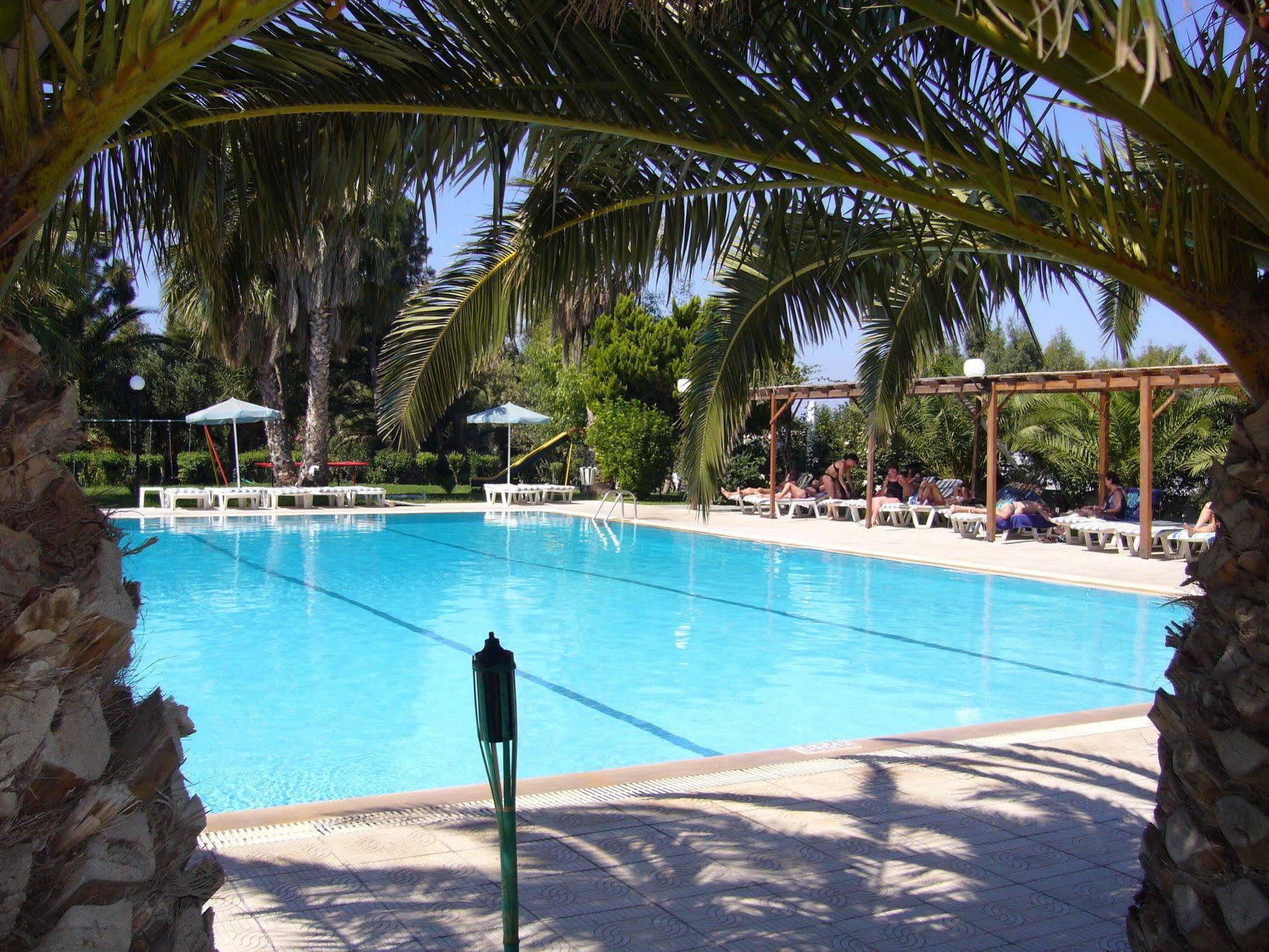 Nina Hotel Marmari  Exterior photo