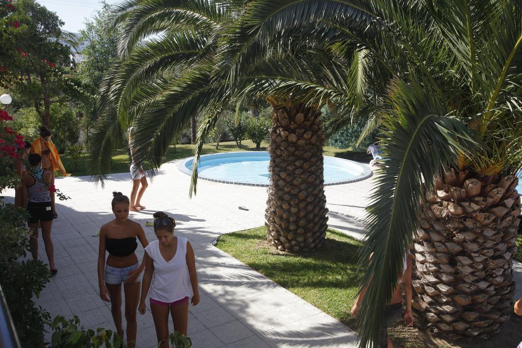 Nina Hotel Marmari  Exterior photo